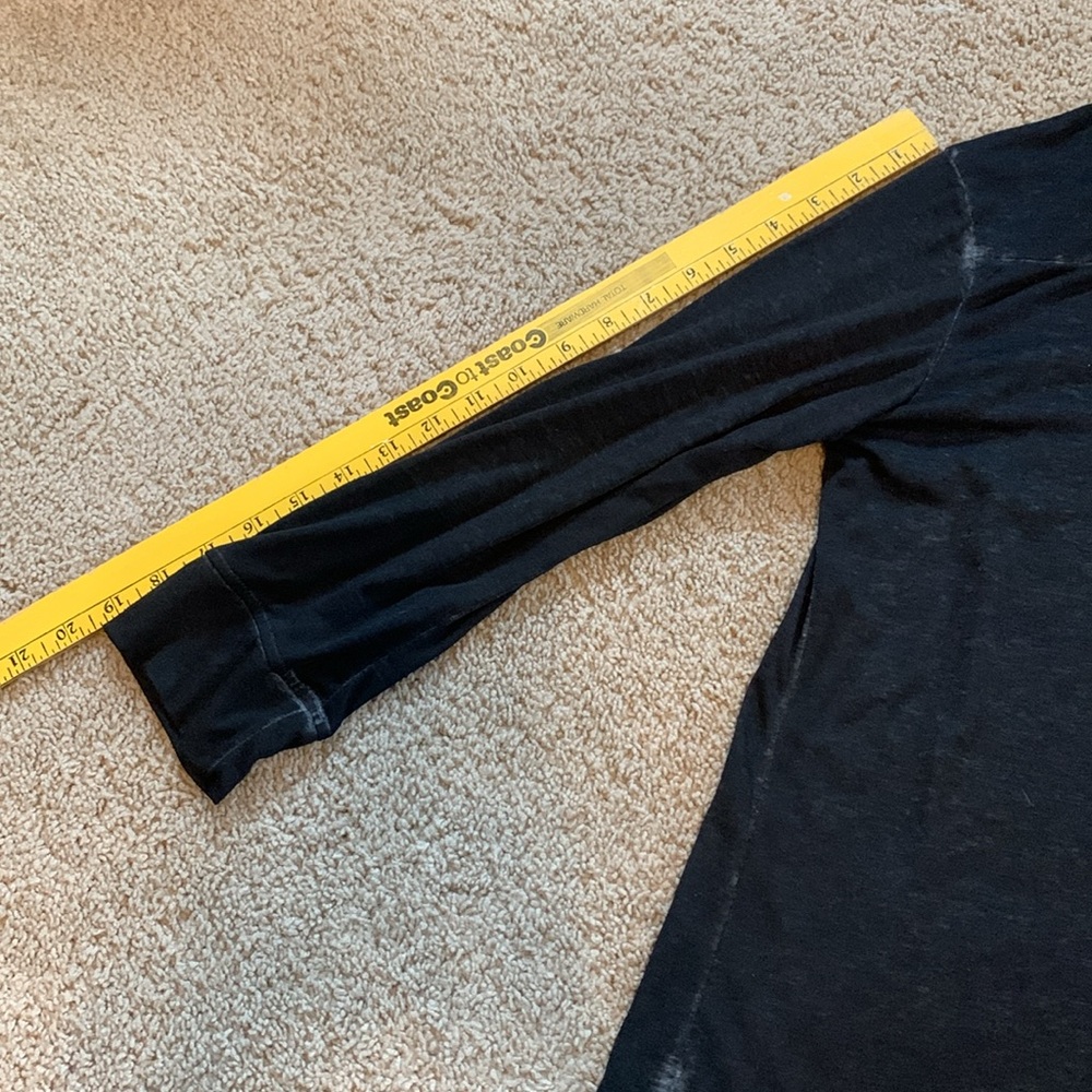 5/$25❗️Black Button-Up Shirt - Picture 9 of 12